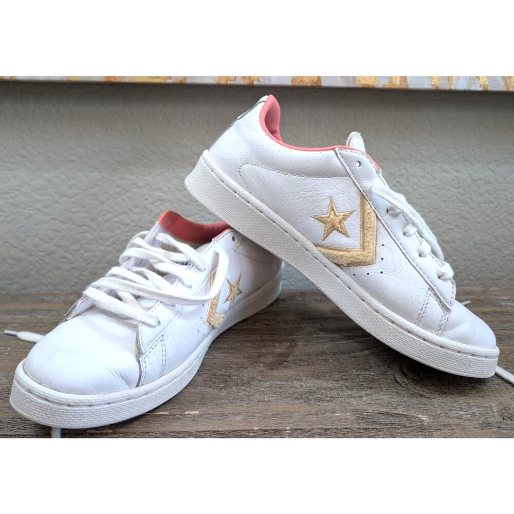 Converse Space Jam x Pro Leather Lola Bunny Womens Size 8 White Athletic Sneaker